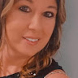 Meet your Posher, Gina